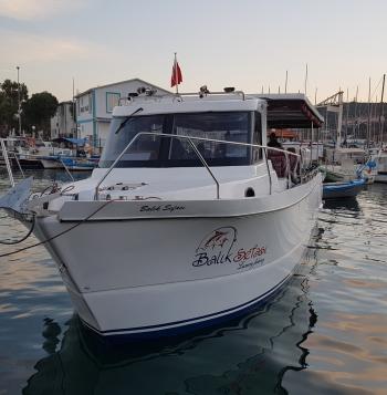 Kutlay Pro 1300 Denizde. Kutlay Marine Ticari Tur Tekneleri.